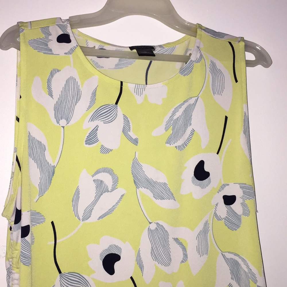 Tank top cinched sides